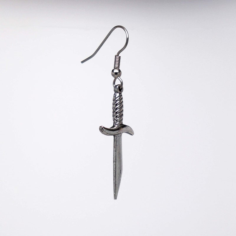 Real Metal Gothic Dagger Sword Pirate Medieval Renaissance Silver Finish Dangle Earrings - Image 5